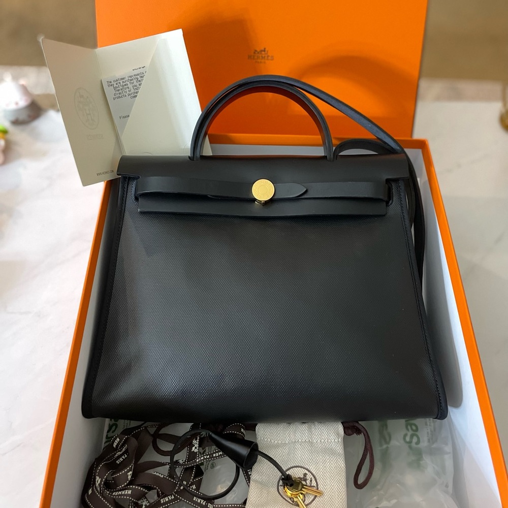 Hermès herbag 31 zip bag AA Noir/Ecru-Noir/Noir